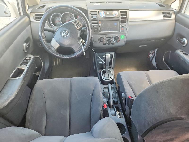 Photo 8 from auction – 2009 NISSAN VERSA with VIN 3N1BC13E99L365521