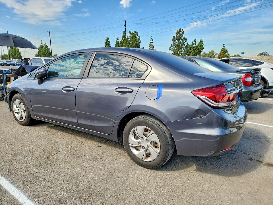 Photo 2 from auction – 2015 HONDA CIVIC with VIN 2HGFB2F52FH554469