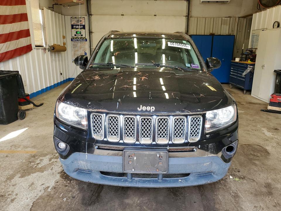 Photo 5 from auction – 2015 JEEP COMPASS with VIN 1C4NJDEB8FD412561