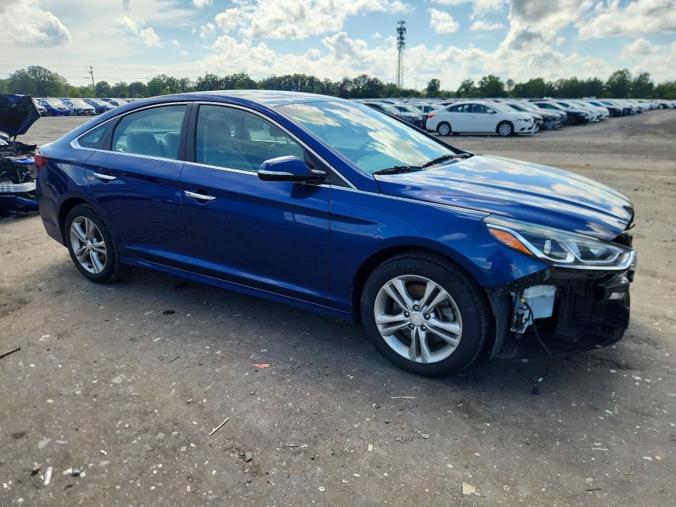 Photo 4 from auction – 2018 HYUNDAI SONATA with VIN 5NPE34AF8JH658290