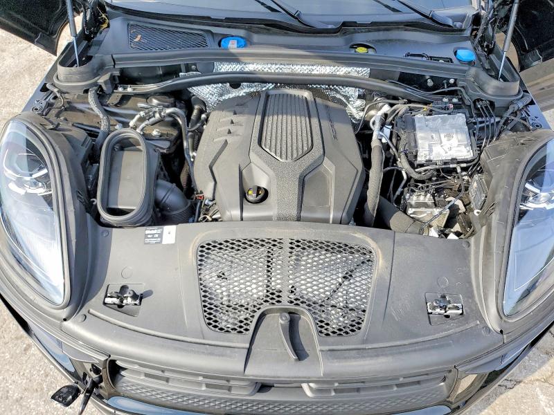 Photo 12 from auction – 2025 PORSCHE MACAN with VIN WP1AA2A52SLB09759