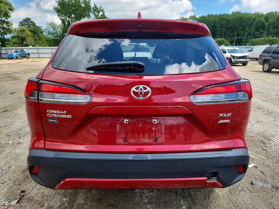 Photo 6 from auction – 2022 TOYOTA COROLLA CROSS with VIN 7MUDAABG8NV011255