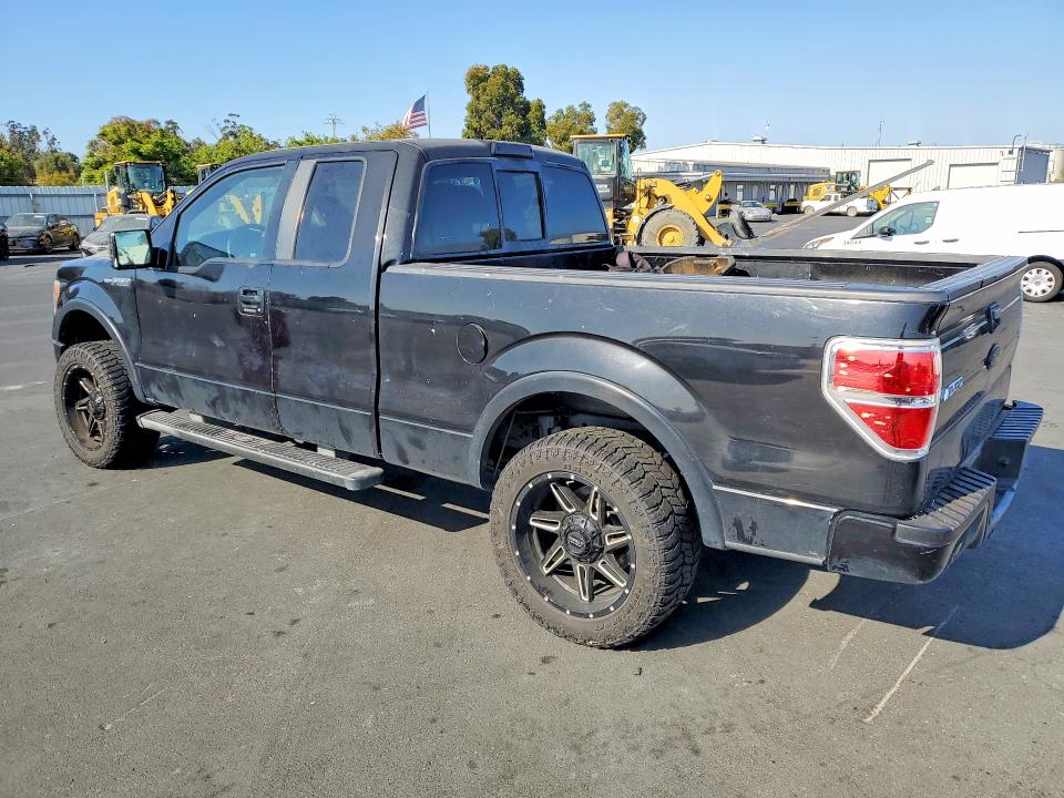 Photo 2 from auction – 2010 FORD F150 with VIN 1FTEX1C81AKB36992
