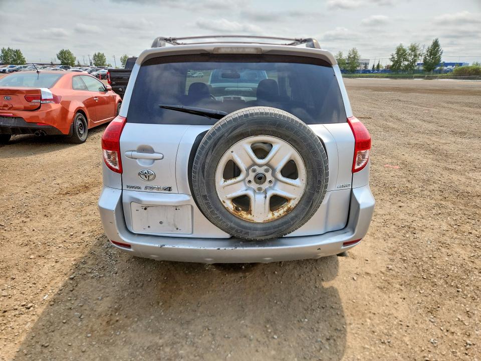 Photo 6 from auction – 2007 TOYOTA RAV4 with VIN JTMBK33V176017120