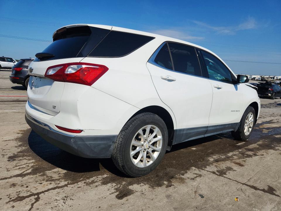Фото 3 с аукциона – 2018 CHEVROLET EQUINOX с VIN 2GNAXJEV9J6139344