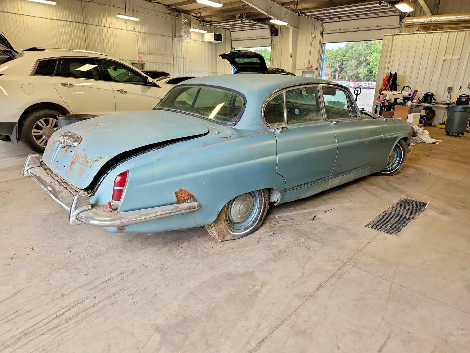 Photo 3 from auction – 1966 JAGUAR E-TYPE with VIN 1D76079BW