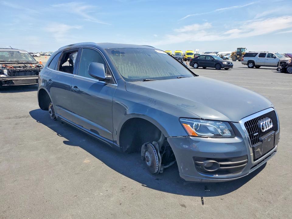 Фото 4 с аукциона – 2010 AUDI Q5 с VIN WA1LKAFP4AA009162