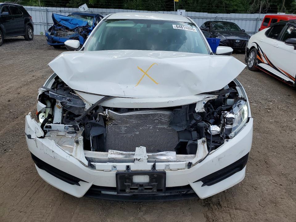 Снимка 5 от търг – 2017 HONDA CIVIC с VIN 2HGFC2F53HH030117