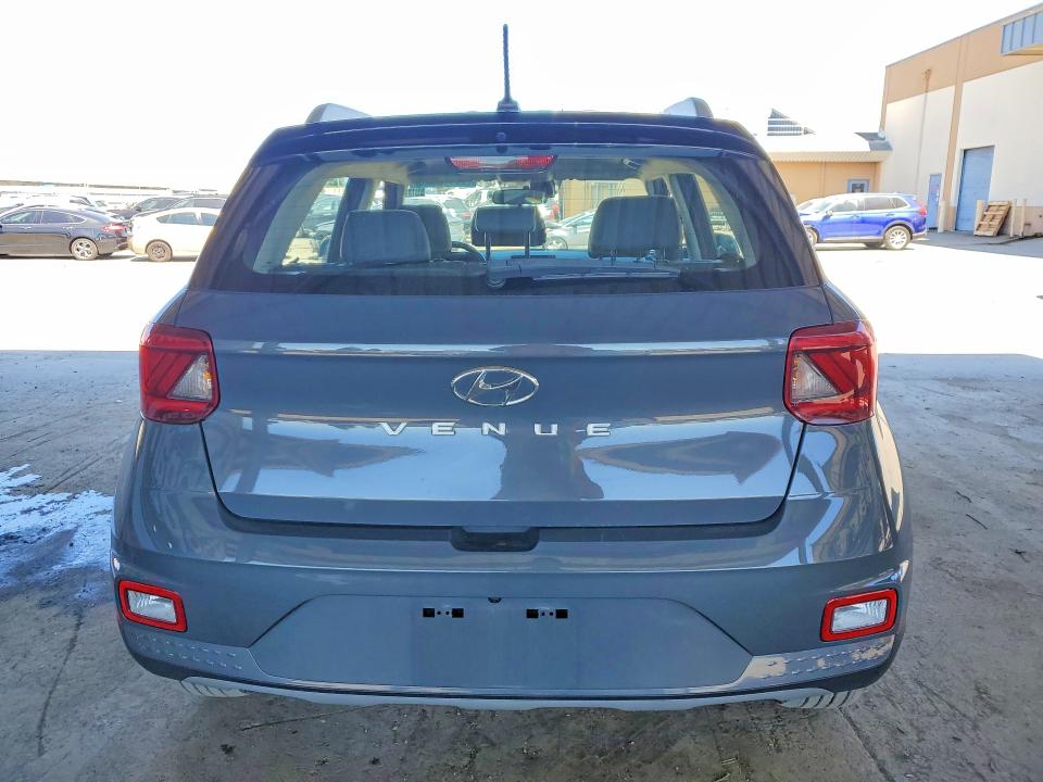 Photo 6 from auction – 2023 HYUNDAI VENUE with VIN KMHRC8A32PU247945
