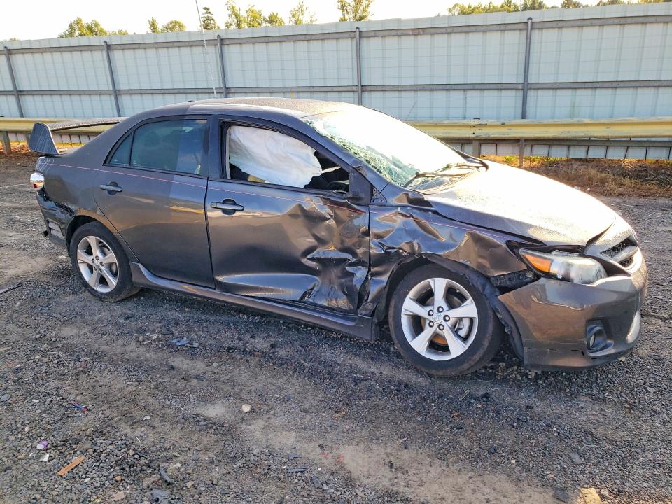 Photo 4 from auction – 2012 TOYOTA COROLLA with VIN 2T1BU4EE7CC912188