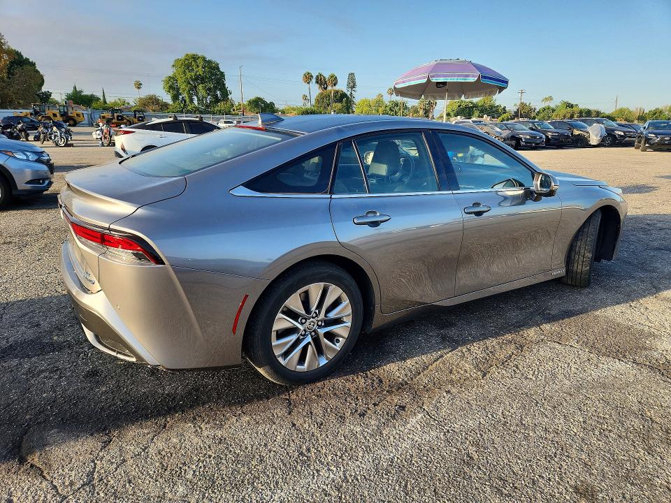 Photo 3 from auction – 2023 TOYOTA MIRAI with VIN JTDAAAAA2PA009592