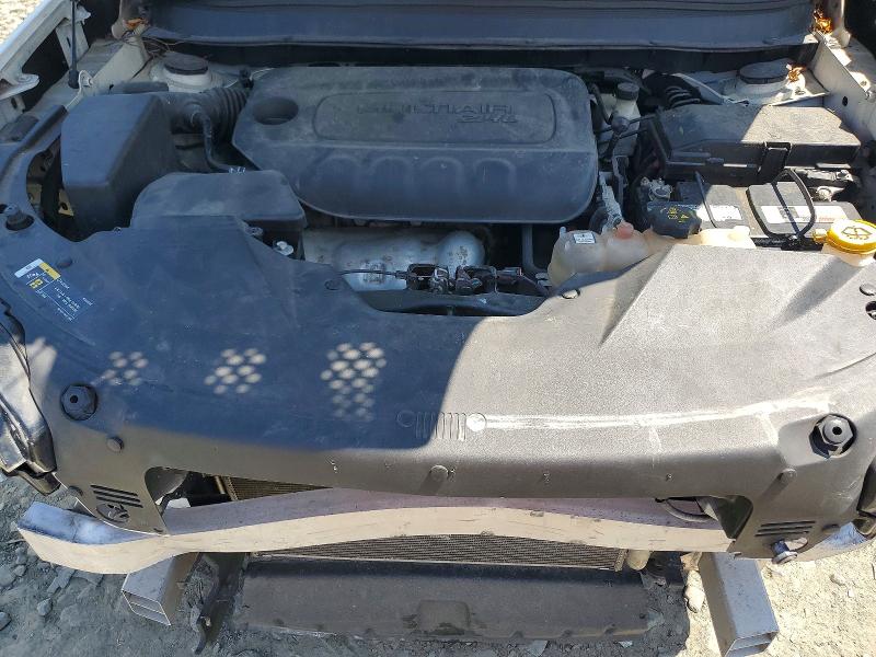 Фото 12 с аукциона – 2019 JEEP CHEROKEE с VIN 1C4PJMLB9KD365059