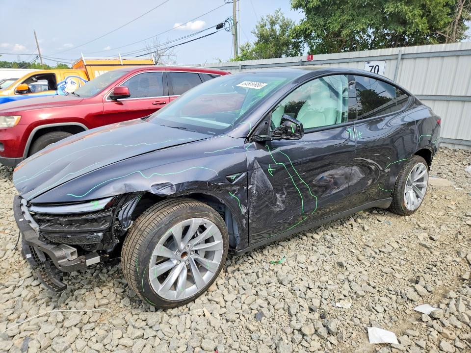 TESLA MODEL Y 2026 con VIN 7SAYGDED7TF434040 - Foto de la subasta