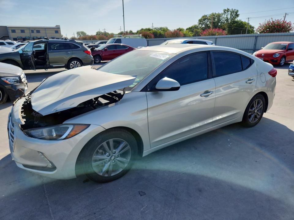 HYUNDAI ELANTRA 2017 с VIN 5NPD84LF9HH182779 - Снимка от търг