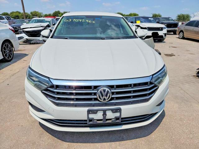 Photo 5 from auction – 2019 VOLKSWAGEN JETTA with VIN 3VWC57BU7KM054450