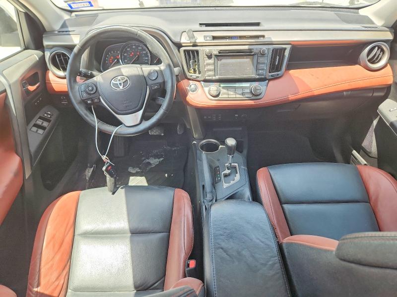 Photo 8 from auction – 2015 TOYOTA RAV4 with VIN 2T3DFREV2FW398633
