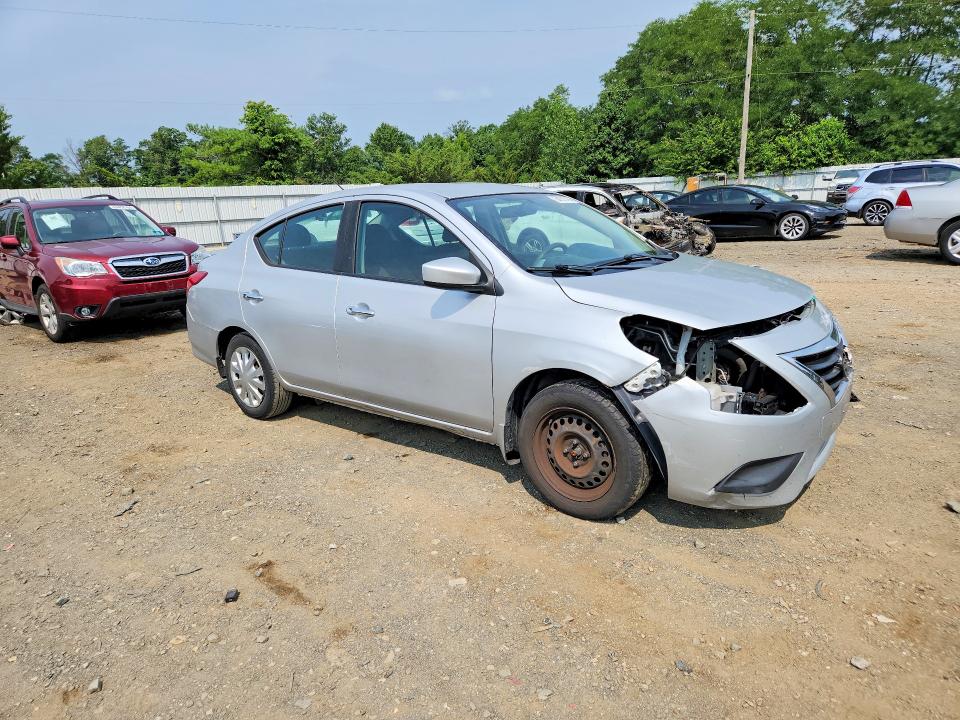 Photo 4 from auction – 2017 NISSAN VERSA with VIN 3N1CN7AP4HK472289