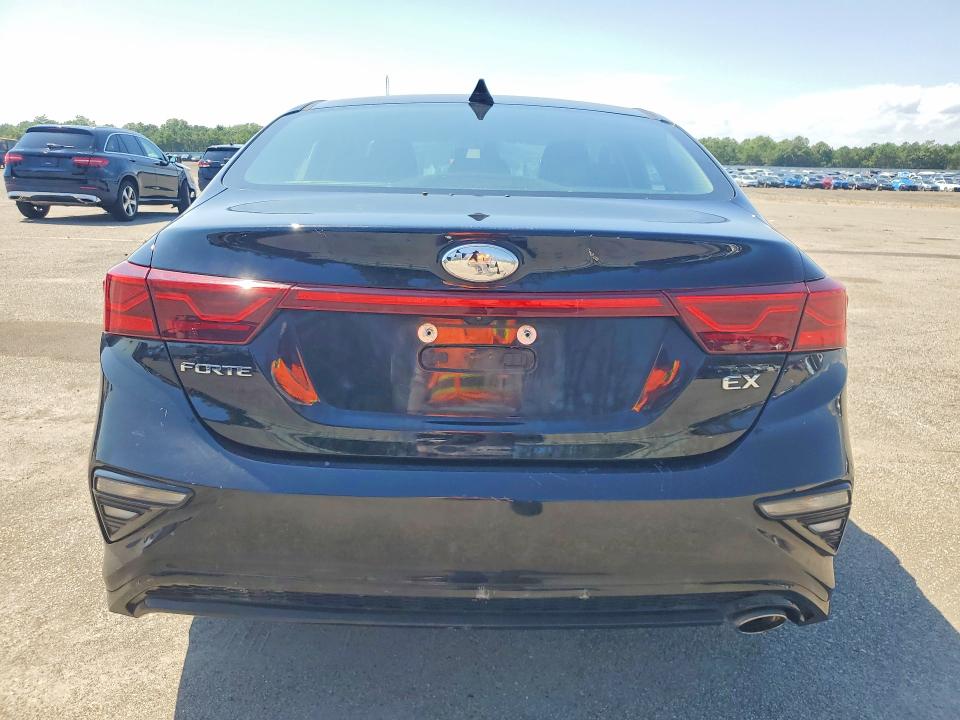 Photo 6 from auction – 2019 KIA FORTE with VIN 3KPF54AD9KE036977