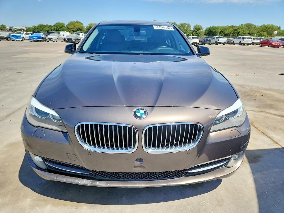 Photo 5 from auction – 2013 BMW 528 with VIN WBAXG5C53DD231226