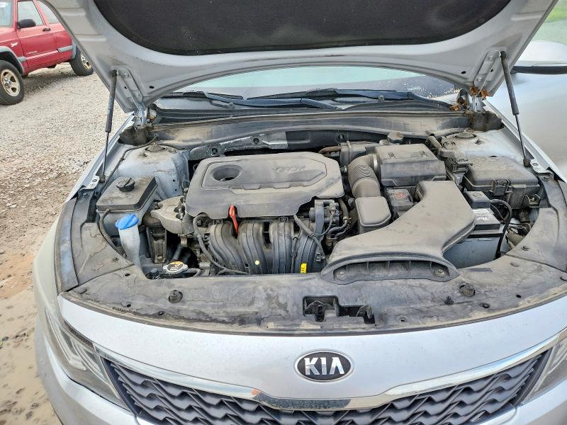 Photo 11 from auction – 2019 KIA OPTIMA with VIN 5XXGT4L34KG354124