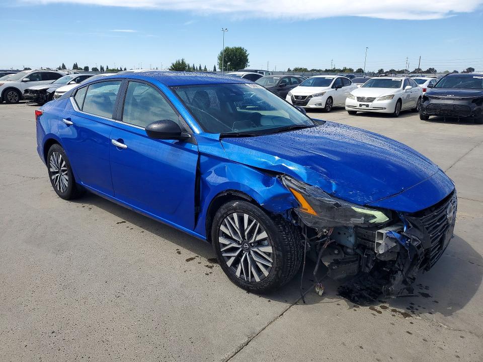 Photo 4 from auction – 2025 NISSAN ALTIMA with VIN 1N4BL4DV9SN309958