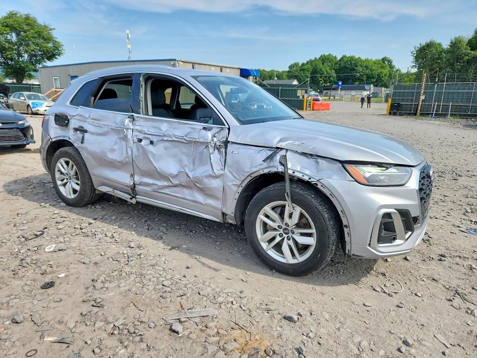 Photo 4 from auction – 2022 AUDI Q5 with VIN WA1GAAFY2N2005995