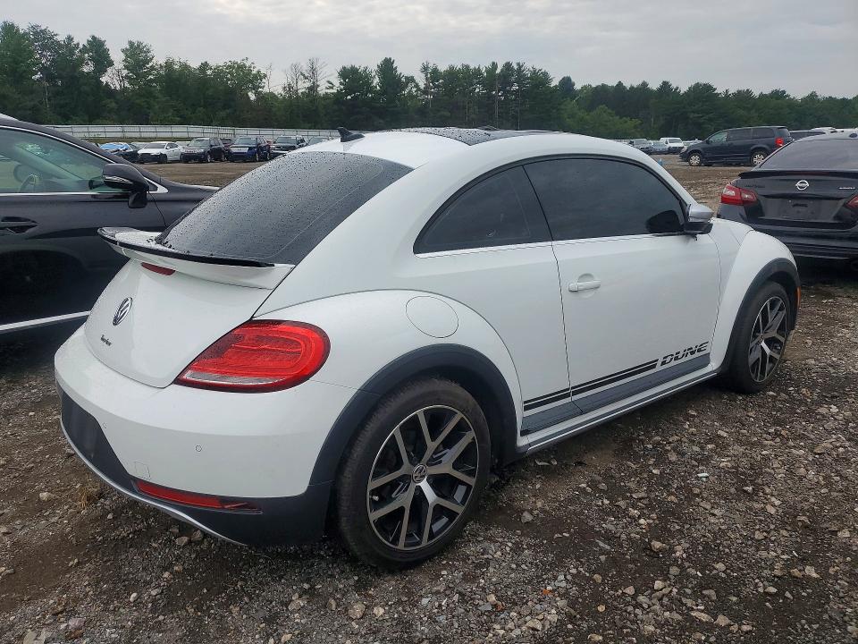 Photo 3 from auction – 2016 VOLKSWAGEN BEETLE with VIN 3VWS17AT2GM633238