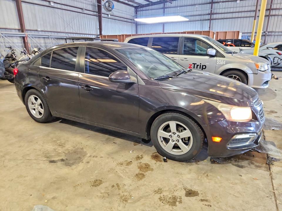 Photo 4 from auction – 2015 CHEVROLET CRUZE with VIN 1G1PC5SB1F7226669