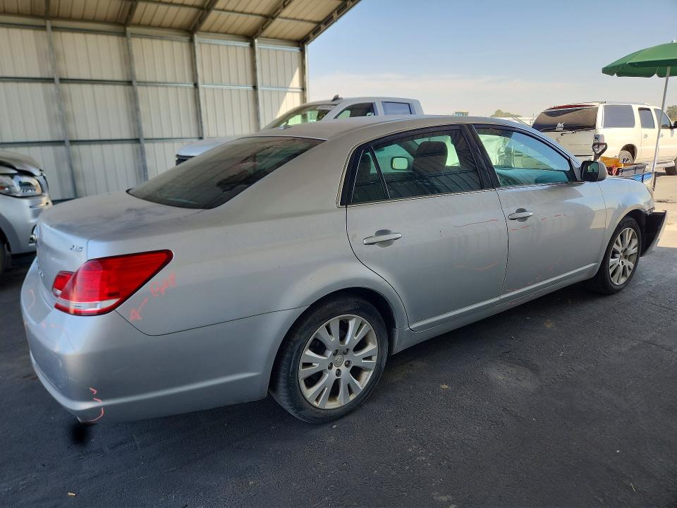 Photo 3 from auction – 2010 TOYOTA AVALON with VIN 4T1BK3DB0AU364506