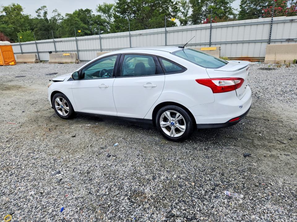 Photo 2 from auction – 2013 FORD FOCUS with VIN 1FADP3F26DL125134