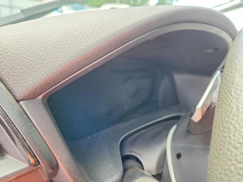 Photo 9 from auction – 2019 HONDA INSIGHT with VIN 19XZE4F50KE010105