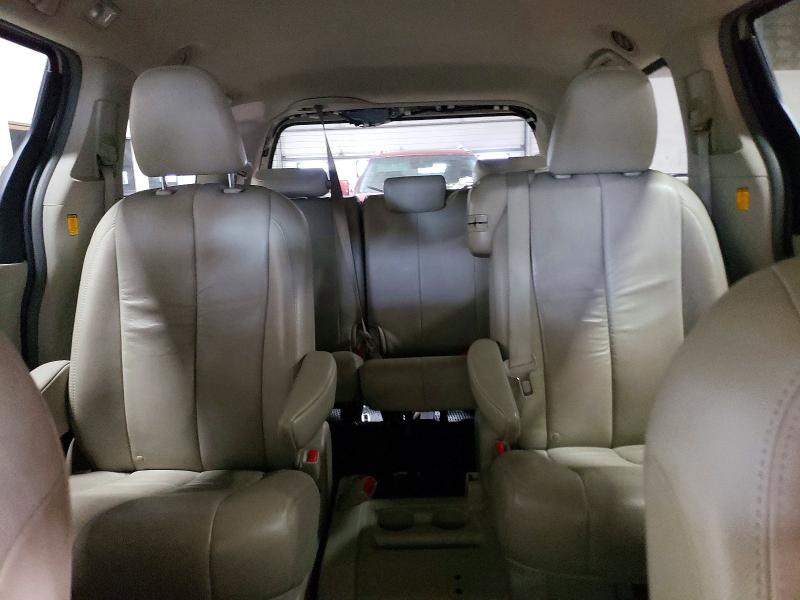 Photo 10 from auction – 2011 TOYOTA SIENNA with VIN 5TDYK3DC0BS066471