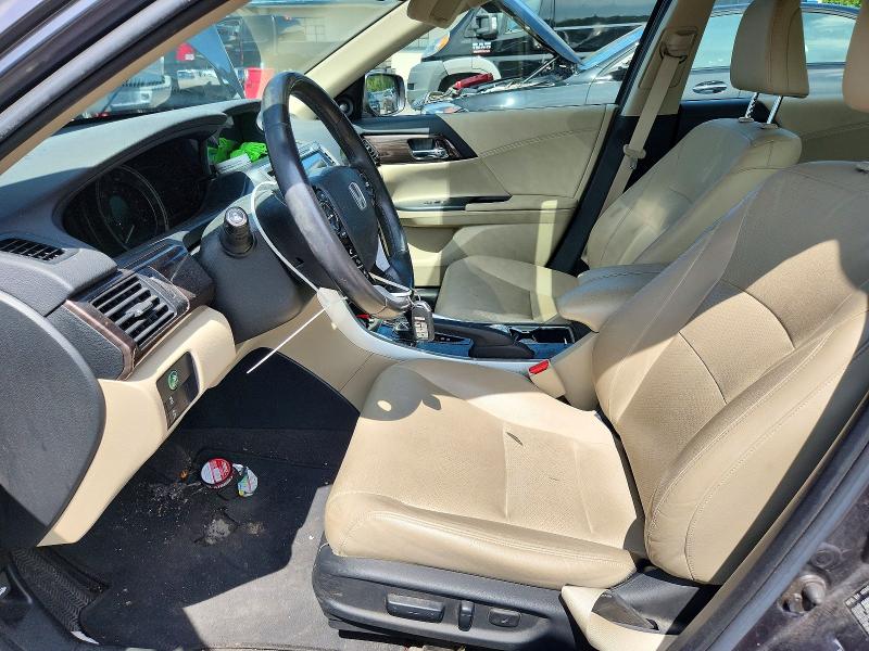 Photo 7 from auction – 2017 HONDA ACCORD with VIN JHMCR6F51HC023286