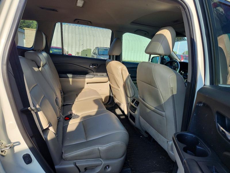 Photo 11 from auction – 2018 HONDA PILOT with VIN 5FNYF6H50JB024743