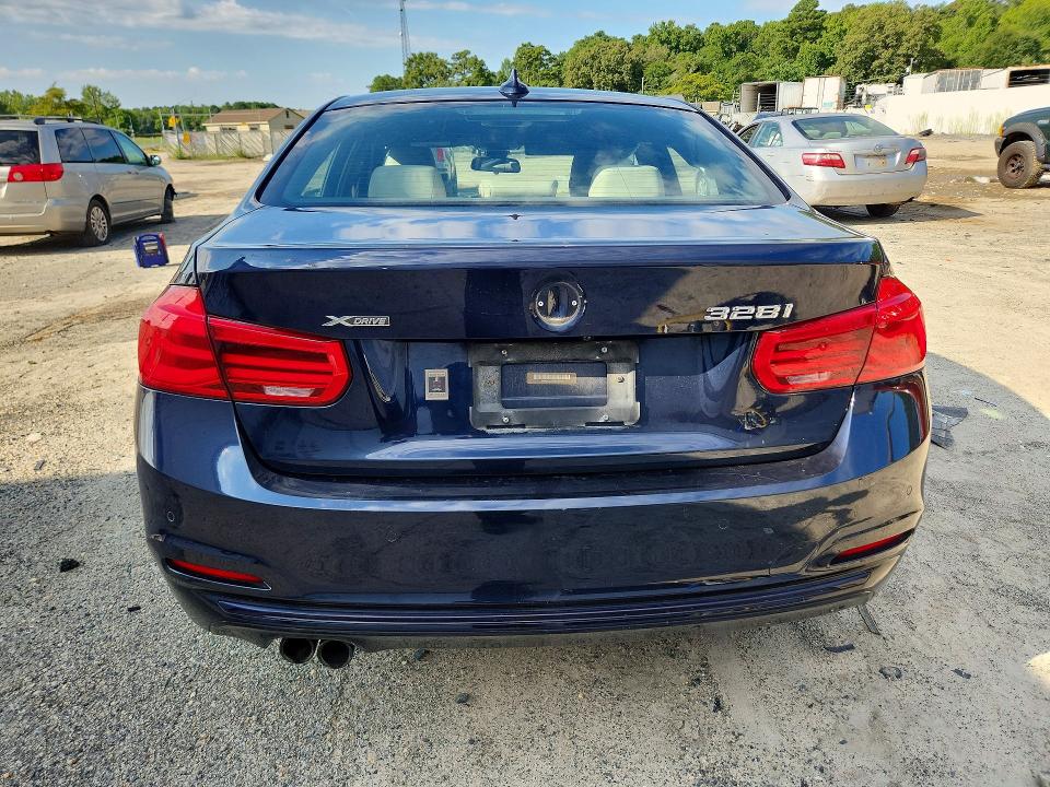 Photo 6 from auction – 2016 BMW 328 with VIN WBA8E3C56GK502231