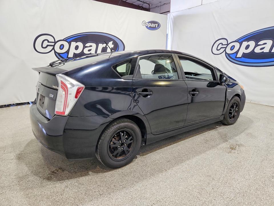 Photo 3 from auction – 2013 TOYOTA PRIUS with VIN JTDKN3DU6D0355611