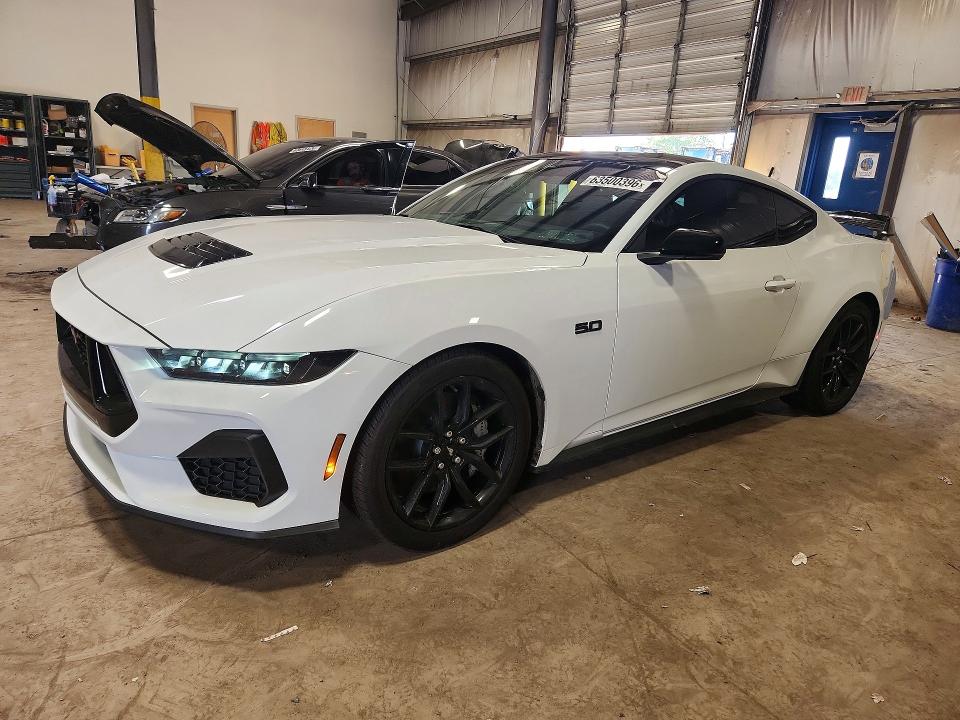 Photo 1 from auction – 2025 FORD MUSTANG with VIN 1FA6P8CF4S5413829