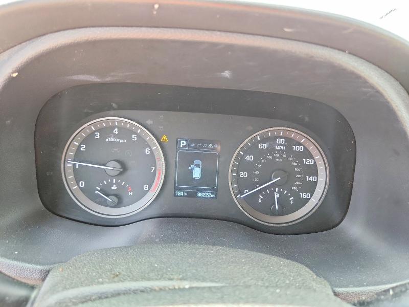 Photo 9 from auction – 2016 HYUNDAI TUCSON with VIN KM8J33A23GU165066