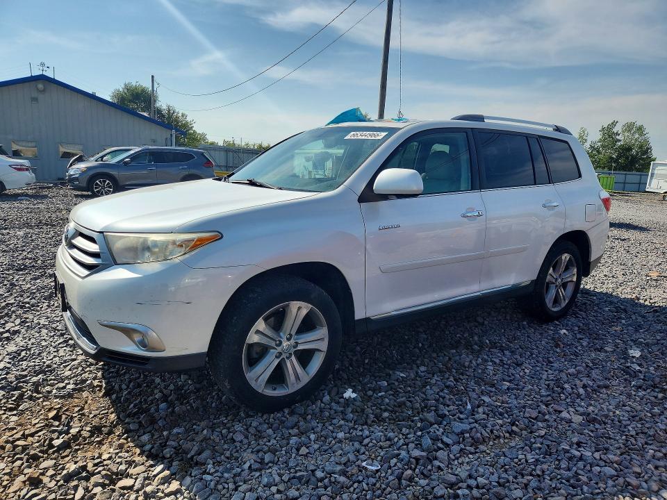 TOYOTA HIGHLANDER 2012 with VIN 5TDDK3EH4CS093652 - Photo from auction
