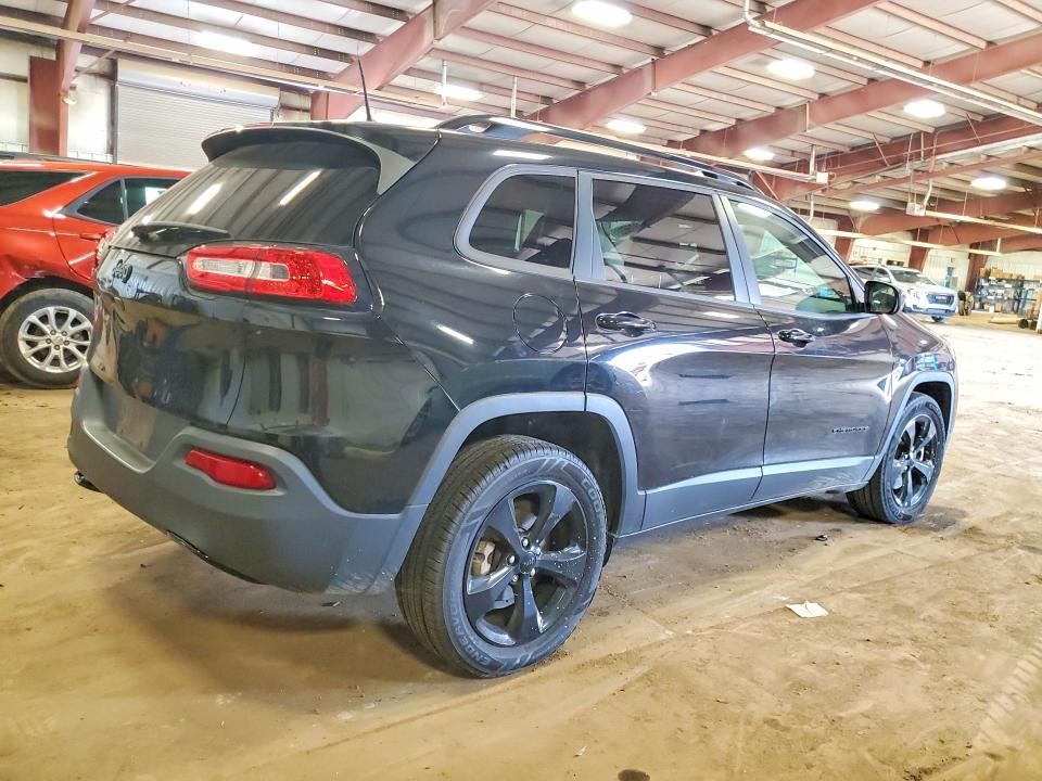 Photo 3 from auction – 2018 JEEP CHEROKEE with VIN 1C4PJLCB3JD538521