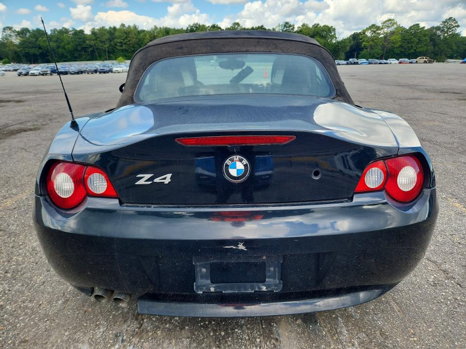 صورة رقم 6 من المزاد - 2005 BMW Z4 مع VIN 4USBT33525LS55757