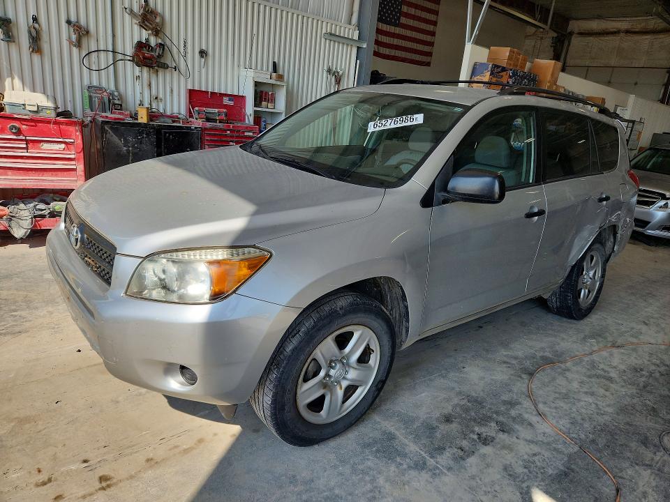 Photo 1 from auction – 2006 TOYOTA RAV4 with VIN JTMBD33V966008769