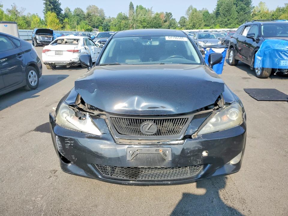 Photo 5 from auction – 2008 LEXUS IS with VIN JTHCK262485025783