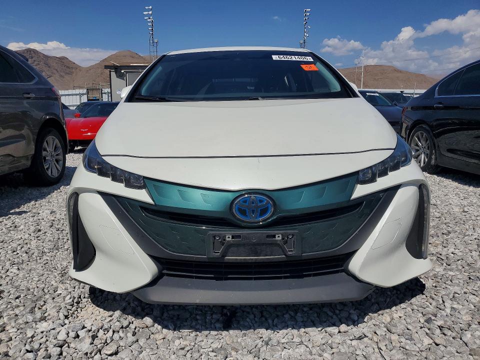 Photo 5 from auction – 2017 TOYOTA PRIUS PRIME with VIN JTDKARFP3H3016928