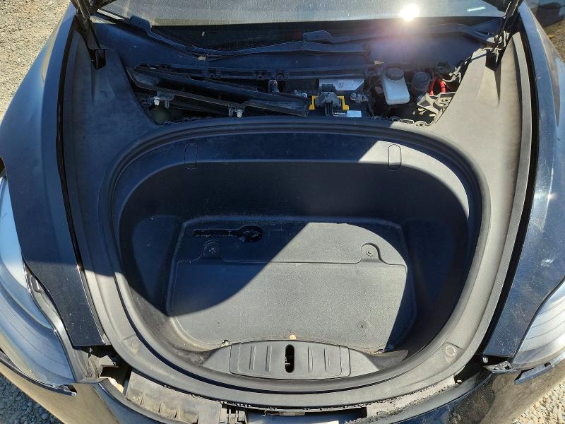 Photo 11 from auction – 2018 TESLA MODEL 3 with VIN 5YJ3E1EB4JF170623