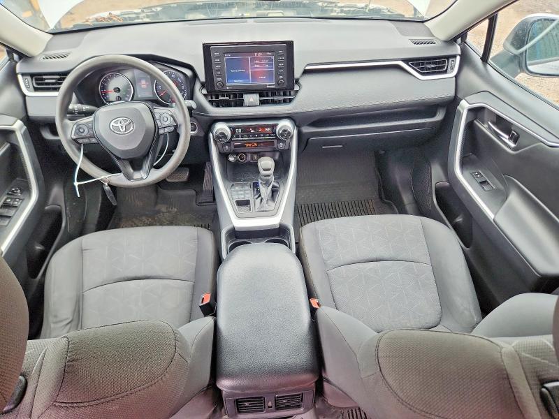 Photo 8 from auction – 2021 TOYOTA RAV4 with VIN 2T3P1RFV0MC151863