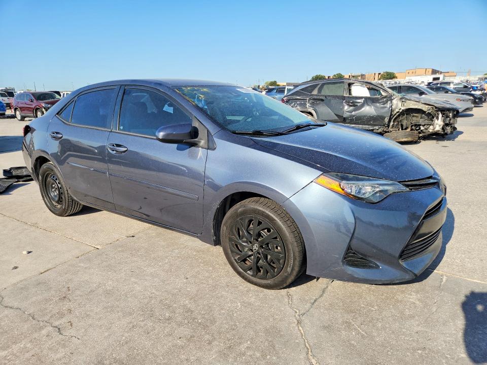 Photo 4 from auction – 2017 TOYOTA COROLLA with VIN 2T1BURHE4HC868537