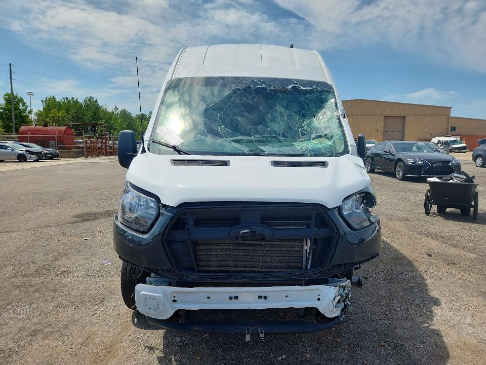 Photo 5 from auction – 2022 FORD TRANSIT with VIN 1FTBR1X88NKA14983