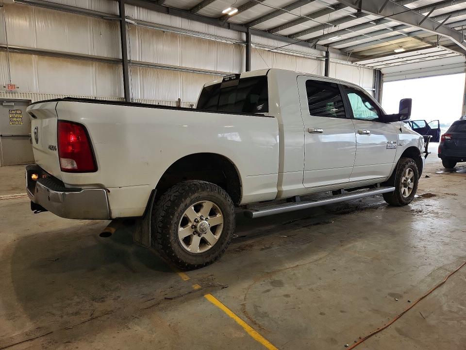 Photo 3 from auction – 2015 RAM 2500 with VIN 3C6TR5MT8FG569341