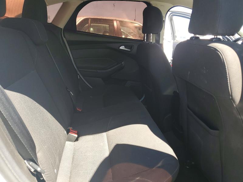 Photo 10 from auction – 2016 FORD FOCUS with VIN 1FADP3F2XGL290186